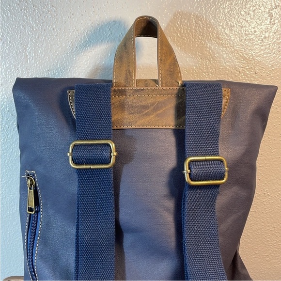 Cargoit Waxed Cotton Nautical Travel College Tote School Packback IPad Padded - Picture 6 of 13